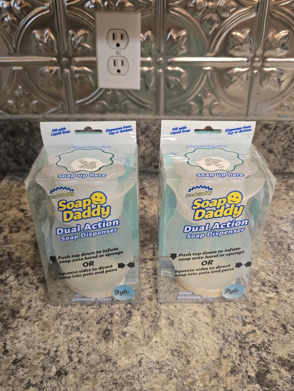 New Lot Of 2 Scrub Daddy Soap Dual Action Soap Dispenser Push Top/Squeeze Clear